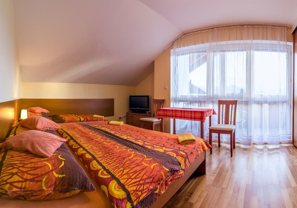 Privat Baja Hotel Liptovsky Mikulas Ngoại thất bức ảnh